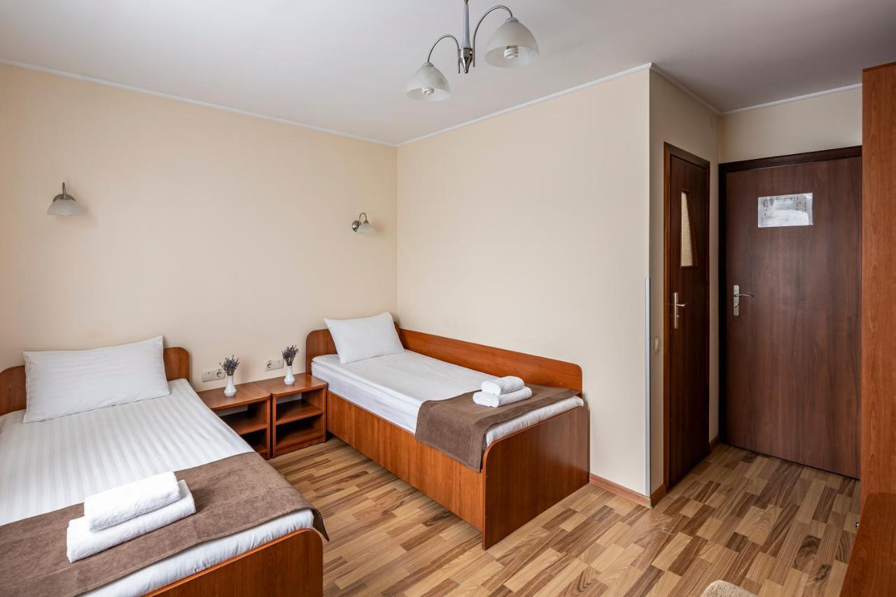 Hotel Galaktika Vynnyky Eksteriør bilde
