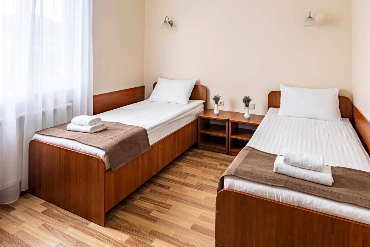 Hotel Galaktika Vynnyky Eksteriør bilde
